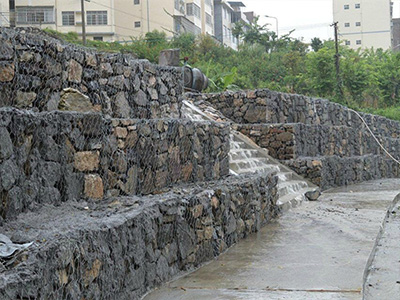 格宾挡墙护岸